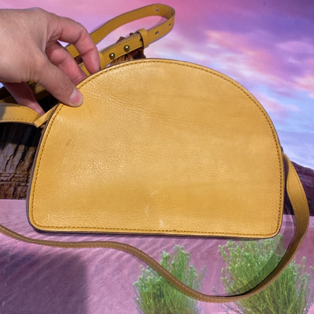 Madewell leather Crossbody bag.